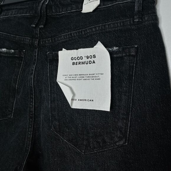 GOOD AMERICAN Good '90s Bermuda Shorts - Picture 7 of 10